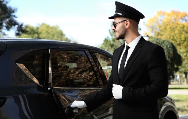 The Benefits of Choosing a Private Car Service