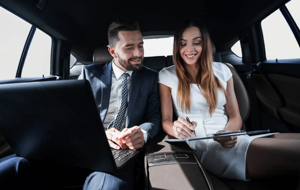 5 reasons to hire a corporate chauffeur for business travel