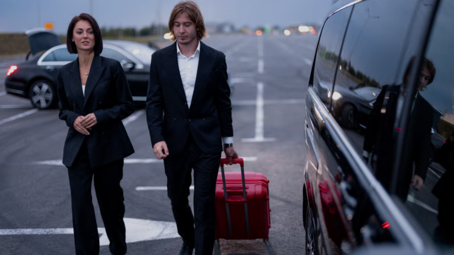 Hidden Benefits of Pre-Scheduled Airport Transfers in Toronto 1 airport transfers