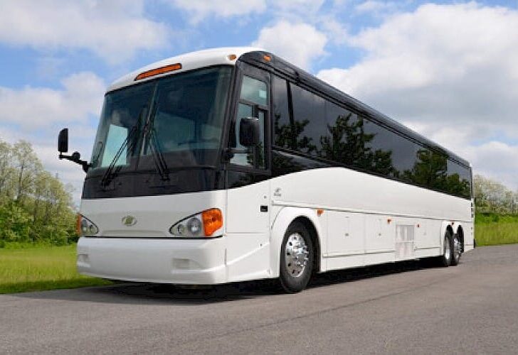 47 56 passenger charter buses columbus e1790141704387