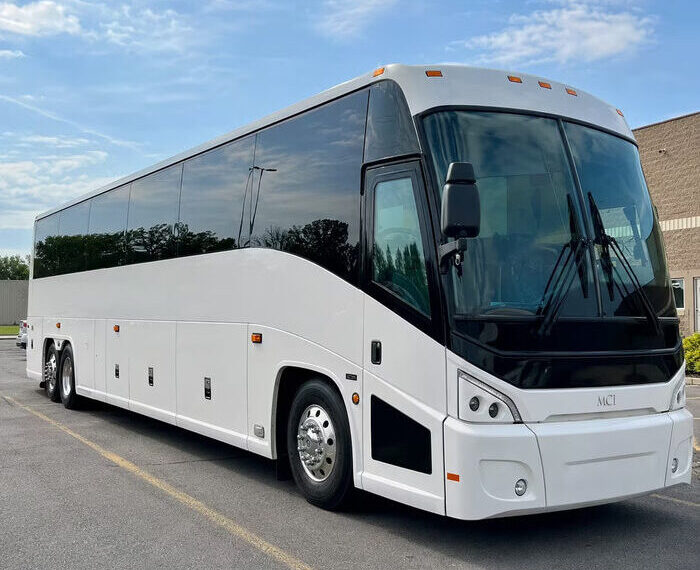 price4limo 56 passenger motorcoach e1790143141670